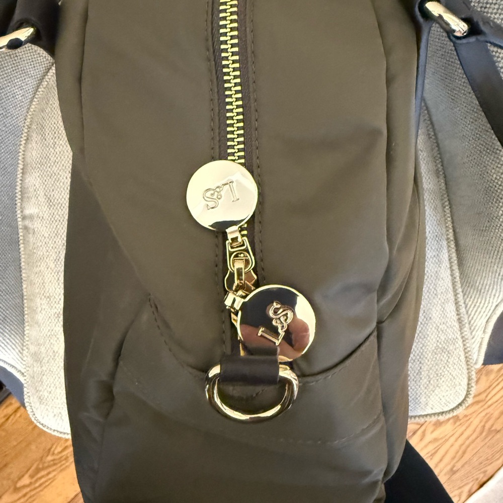 Lo and Sons OG Travel Bag - Picture 8 of 9